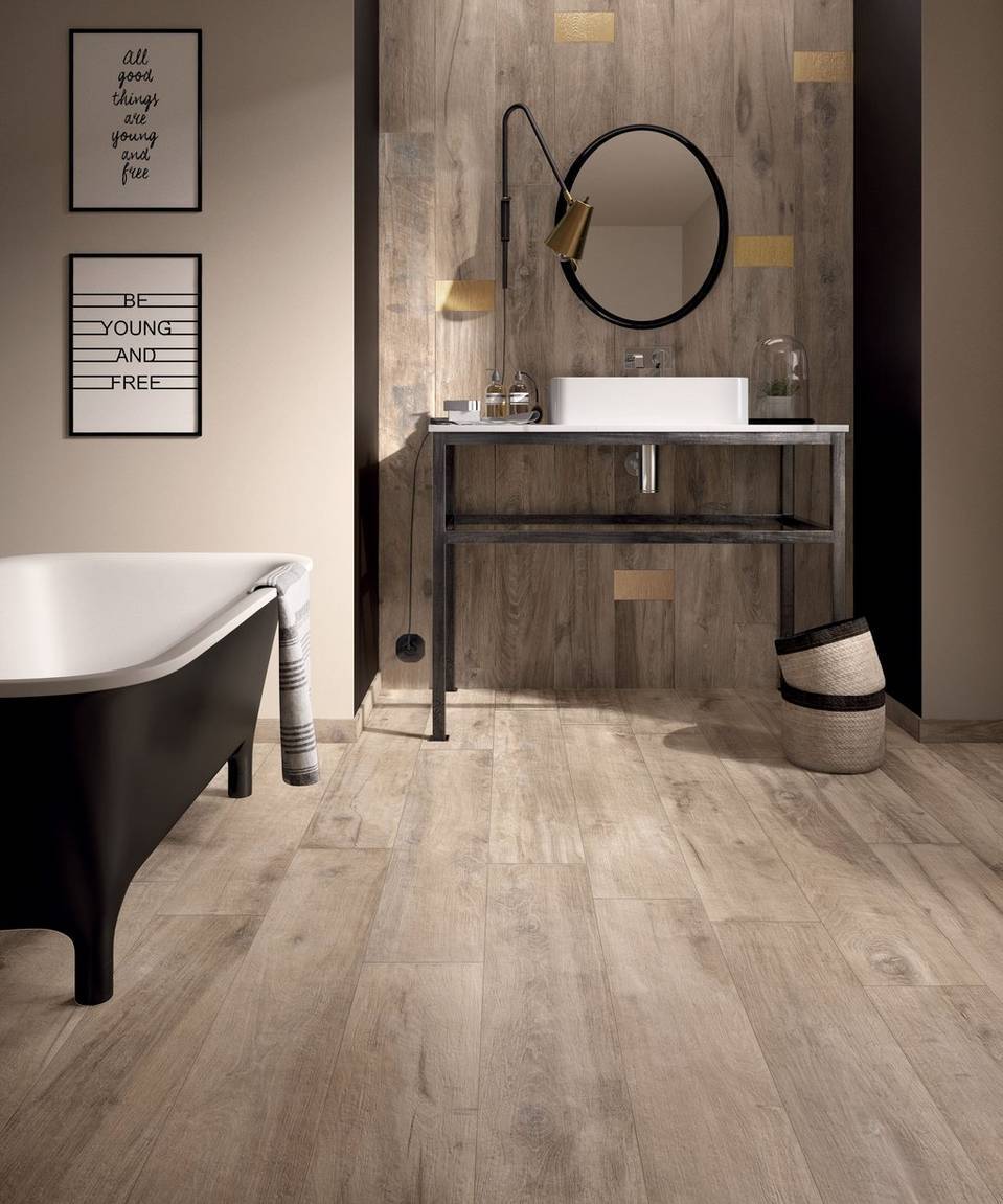 Deco salle de bain 12 decors inspirants avec ceramique imitation bois